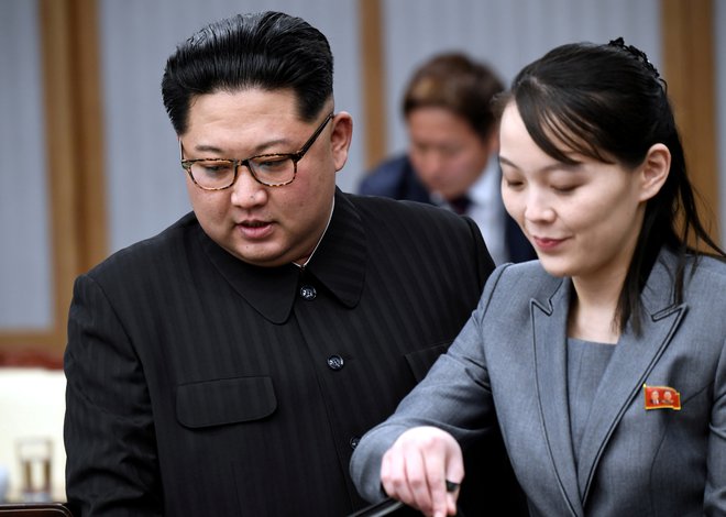 Naj se pripravi na vrnitev na demilitarizirano območje, je vojski takonec tedna naročila Kim Jo Džong, sestra severnokorejskega voditelja Kim Džong Una. FOTO: Korea Summit Press Pool/Reuters