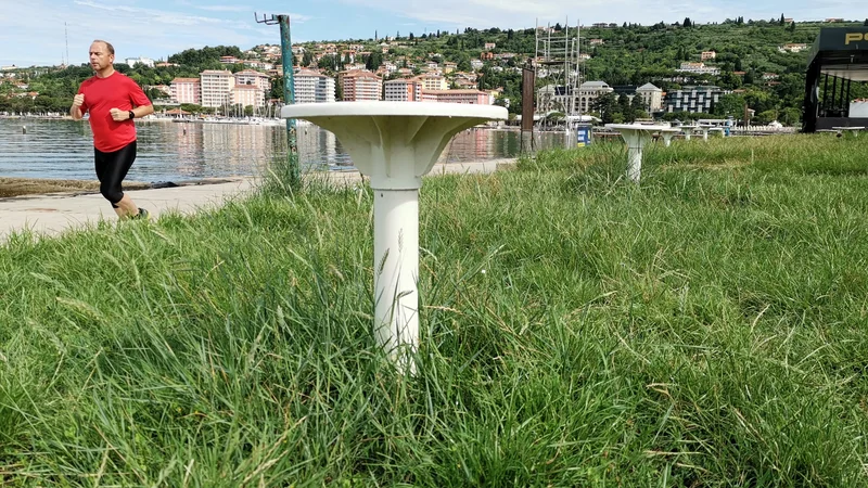 Fotografija: Metropolov primer je dokaz, da je največja cokla portoroškega turizma neurejeno lastništvo hotelov. Kajti marsikateri poslovnež bi z veseljem vsaj čez poletje najel Metropolove hotele. FOTO: Boris Šuligoj/Delo