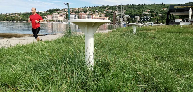 Metropolov primer je dokaz, da je največja cokla portoroškega turizma neurejeno lastništvo hotelov. Kajti marsikateri poslovnež bi z veseljem vsaj čez poletje najel Metropolove hotele. FOTO: Boris Šuligoj/Delo