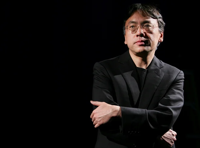 Leta 2017 je Kazuo Ishiguro prejel Nobelovo nagrado za literaturo. FOTO: Mike Segar/Reuters