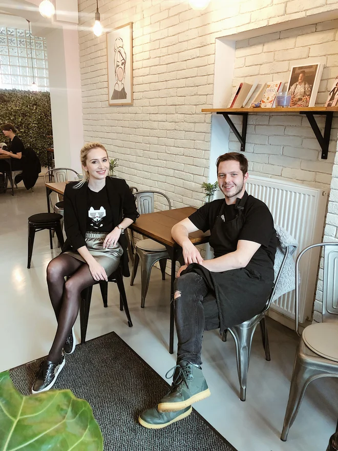 Tina Rakuš in Domen Hodnik v svojem lokalu Foto Arhiv Tink Superfood