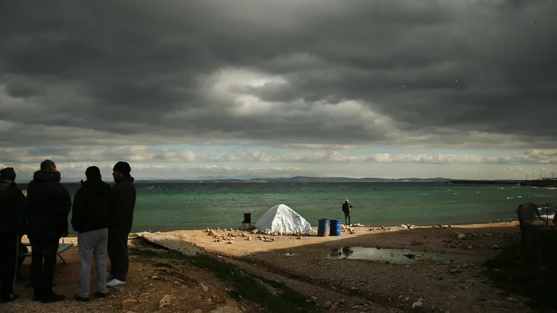 Fotografija: Velika človeška tragedija je izginila z menijev mednarodne skupnosti ter časopisnih naslovnic. FOTO: Jure Eržen/Delo
