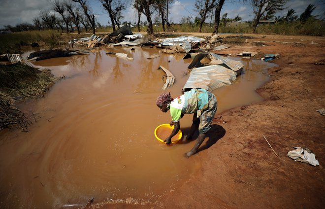 Zaradi vode ljudje zapuščajo domove in narodi prelivajo kri. FOTO: Mike Hutchings/Reuters