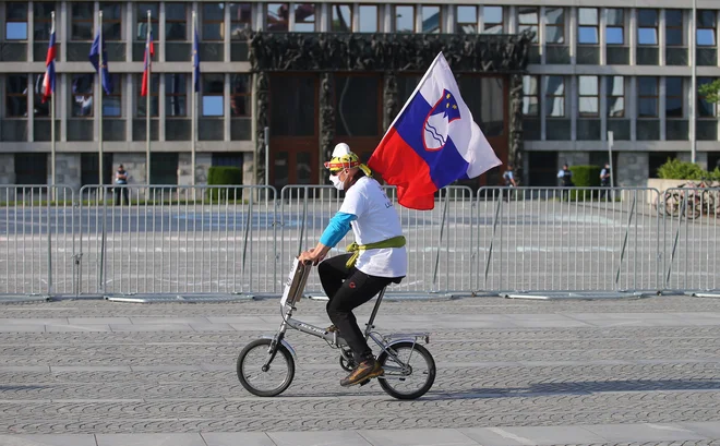 Zdaj preziramo sebe bolj, kot je rasist kadarkoli preziral druge rase in kulture. FOTO: Jože Suhadolnik/Delo