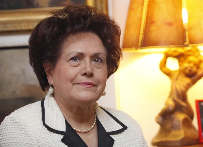 Dubravka Tomšič Srebotnjak je nadaljevala študij klavirja v ZDA, kjer je leta 1959 dosegla akademsko stopnjo <em>bachelor of science</em> in debitirala z Newyorškimi filharmoniki. Foto Mavric Pivk