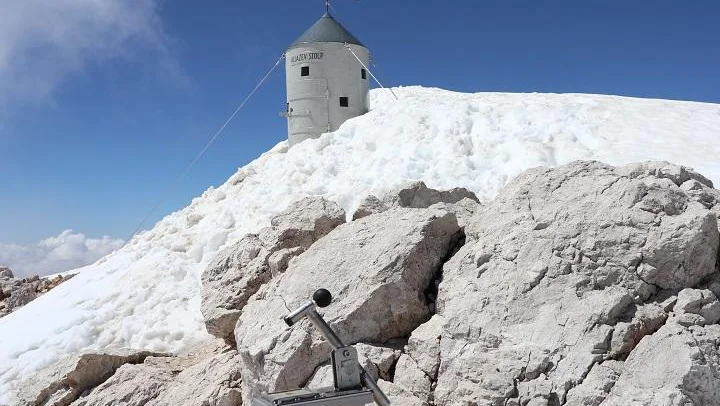 Fotografija: Pot na Triglav z Luknje čez Plemenice, nekoč imenovana tudi Bambergova pot. FOTO: Irena Mušič Habjan
