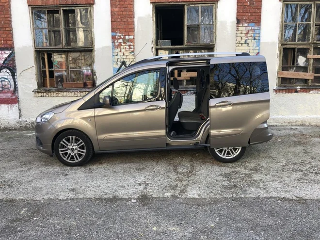 Ford tourneo courier. FOTO: Aljaž Vrabec