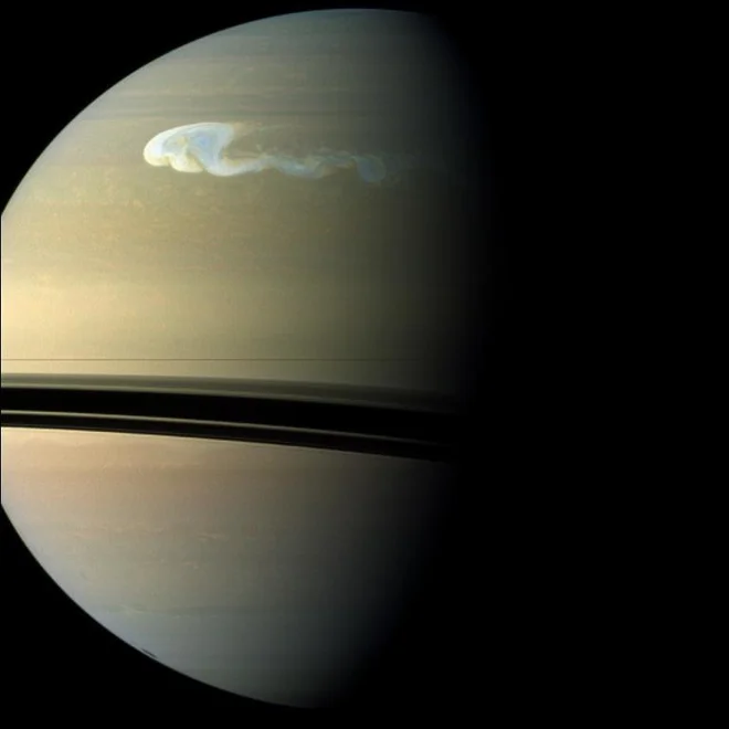 Neurje na severni polobli. FOTO: NASA/JPL-Caltech/Space Science Institute 
