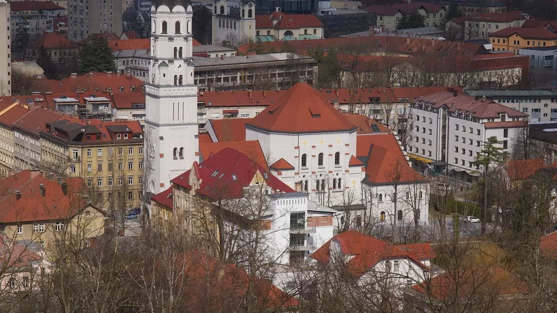 Fotografija: Današnji jezuitski kolegij v Ljubljani. Foto spletna stran jezuitskikolegij.si