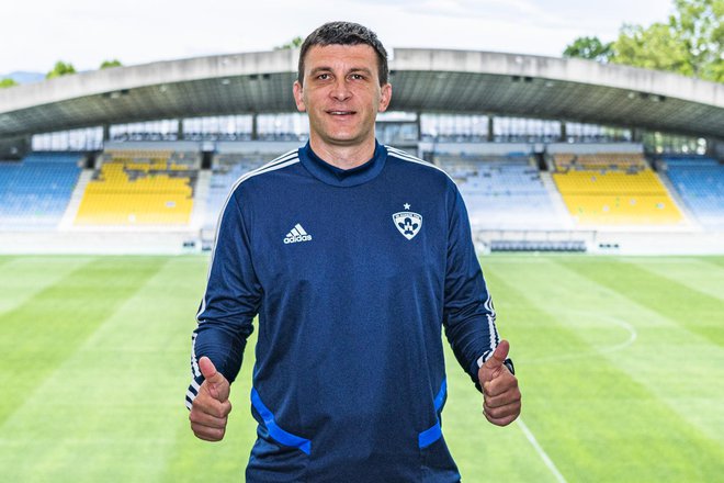 Trener Sergej Jakirović je pred nadaljevanjem sezone prevzel nogometaše Maribora. FOTO: NK Maribor