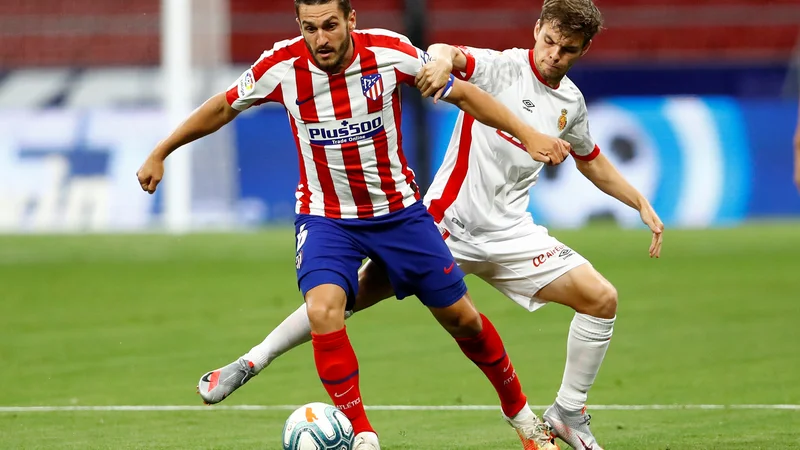 Fotografija: Nogometaši madridskega Atletica (na fotografiji Saul Niguez) so potrdili vlogo favoritov proti igralcem Mallorce. FOTO: Juan Medina/Reuters