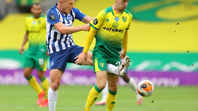 Fotografija: V angleškem Norwichu sta se v 33. krogu pomerila premierligaška kluba Norwich City in Brighton & Hove Albion. Brighton je v gosteh zmagal 0:1. FOTO: Richard Heathcote/Reuters