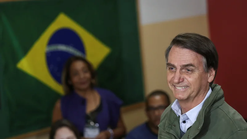Fotografija: Jair Bolsonaro je napovedal umik Brazilije od dogovora ZN o migracijah. FOTO: Reuters