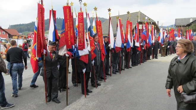 V Zvezi združenj borcev za vrednote NOB podpirajo vrnitev Narodnega doma, a so zgroženi nad tem, da se bo predsednik Borut Pahor poklonil spomeniku pri bazoviški fojbi. Foto Bojan Rajšek