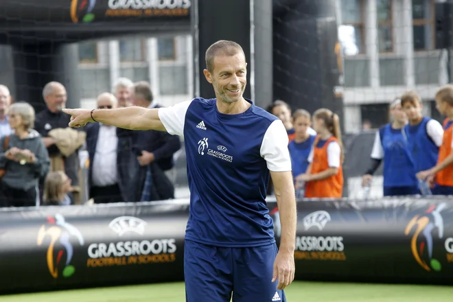Člani izvršnega odbora Evropske nogometne zveze (UEFA), ki jo vodi Aleksander Čeferin, so glede na trenutne razmere sprejeli odločitev, da bodo vse nadaljnje tekme pod okriljem Uefe odigrali za zaprtimi vrati. FOTO: Mavric Pivk
