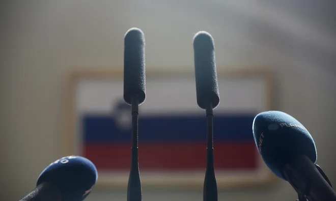 Možnosti za poljubnost in arbitriranje se razpirajo, kar je za varstvo tako pomembne vrednote, kot je svoboda izražanja, slabo. FOTO: Blaž Samec/Delo