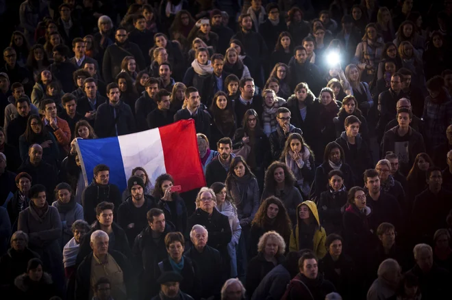 Slovenija se zanima za izkušnje evropskih držav glede uporabe aplikacije za sledenje stikom. FOTO: Š Fred Lancelot/Reuters