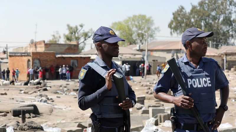 Fotografija: Južnoafriška policija. Fotografija je simbolična. FOTO: Marius Bosch/Reuters