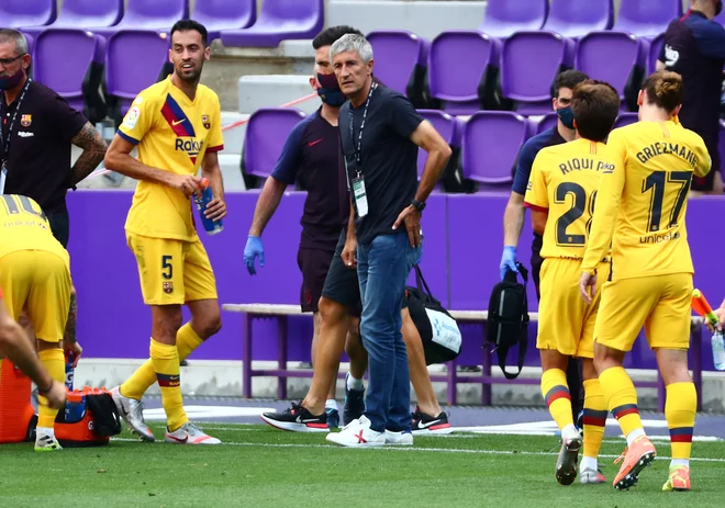 Quique Setien je ostal brez Antoina Griezmanna. FOTO: Sergio Perez/Reuters