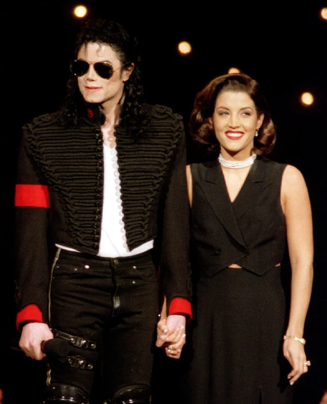 Benjaminova mama Lisa Marie je bila poročena tudi z Michaelom Jacksonom. FOTO: Mark Cardwell/Reuters