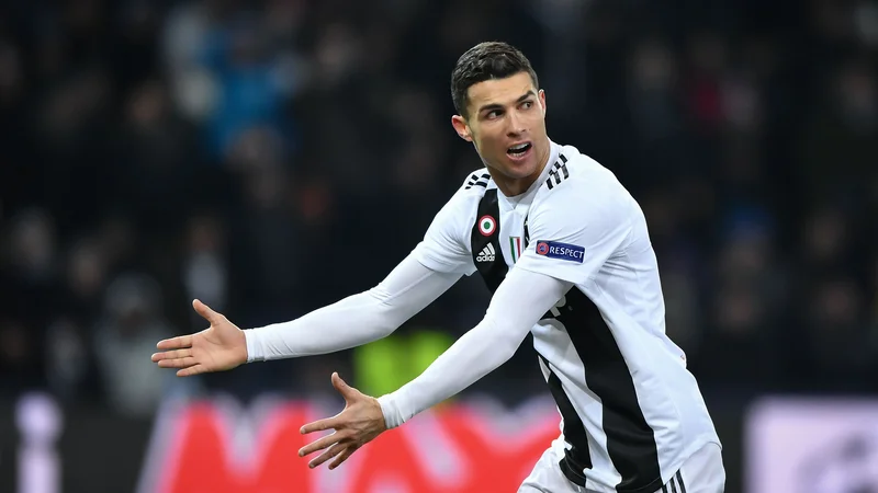 Fotografija: Juventusov napadalec Cristiano Ronaldo v Bernu ni zabil gola, zato pa je prispeval novo podajo za gol. FOTO: AFP