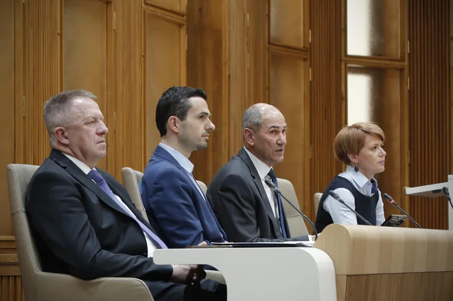 Odreditev preiskave je zahtevala koalicija, s tem pa prehitela opozicijo, ki je pred tem napovedala preiskavo z enako vsebino. FOTO: Jure Eržen/Delo