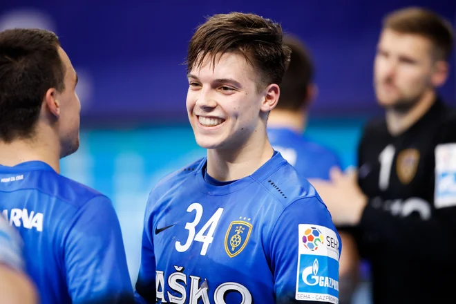 Domen Makuc ima vse, kar potrebuje mladi zvezdnik: talent, voljo in glavo na pravem mestu. FOTO: Uroš Hočevar