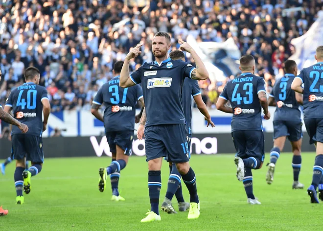 Jamsin Kurtić je zabil v Milanu gol za vodstvo z 1:0, toda Parma je na koncu izgubila z 1:3. FOTO: Miguel Medina/AFP