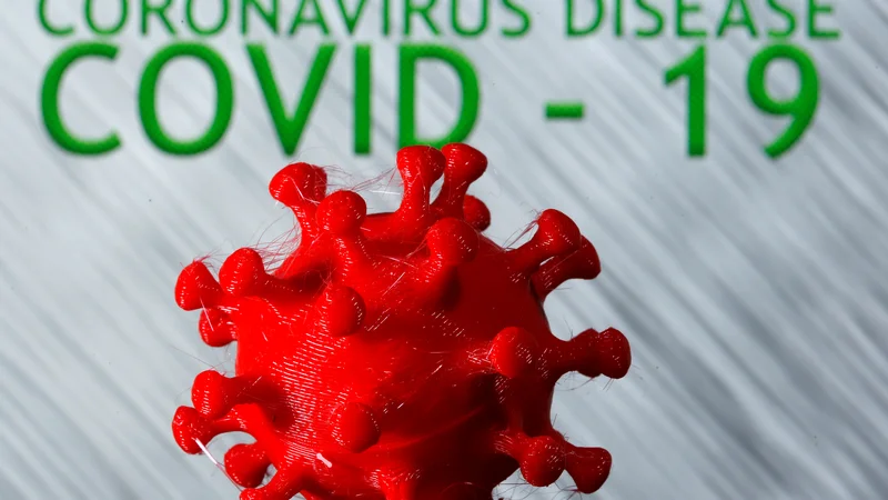Fotografija: V tekmo za cepivo proti smrtonosnemu novemu koronavirusu naj bi vstopile tudi ruske obveščevalne službe. FOTO: Dado Ruvic/Reuters