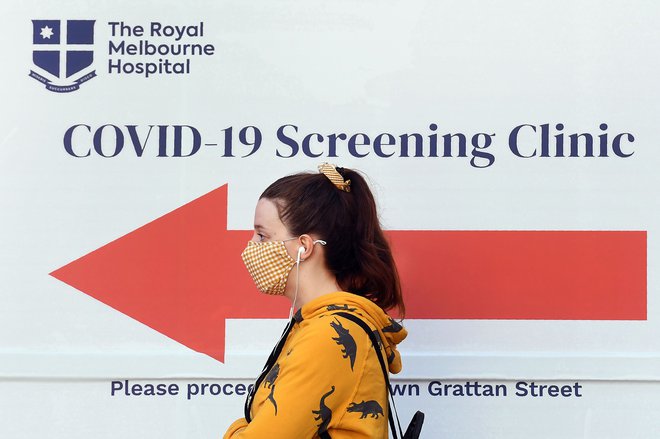 Skupno število okužb v Melbournu je najvišje dnevno število od konca marca. FOTO: William West/AFP