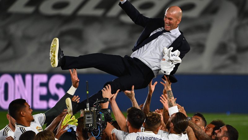 Fotografija: Zidane ima pred seboj nov izziv: kako avgusta izničiti prednost ManCityja s prve tekme 1/8 finala lige prvakov v Madridu (1:2)? FOTO: AFP