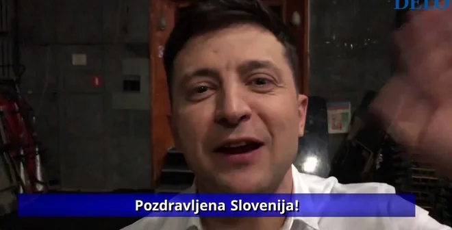 Volodimir Zelenski je med pogovorom z našim novinarjem tudi pozdravil Slovenijo. FOTO: Delo