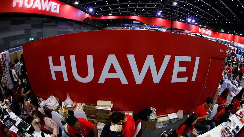 Fotografija: Kitajske multinacionalke so danes predvsem tehnološki magnati, kot je Huawei. FOTO: Reuters
