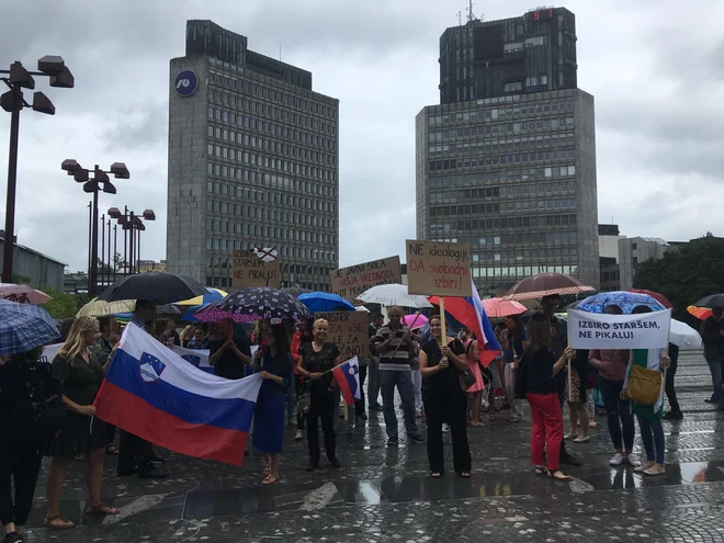 Rešitev, da za razširjeni program ne bo več javnega denarja, je razdelila tudi koalicijo. FOTO: Uroš Hočevar/Delo