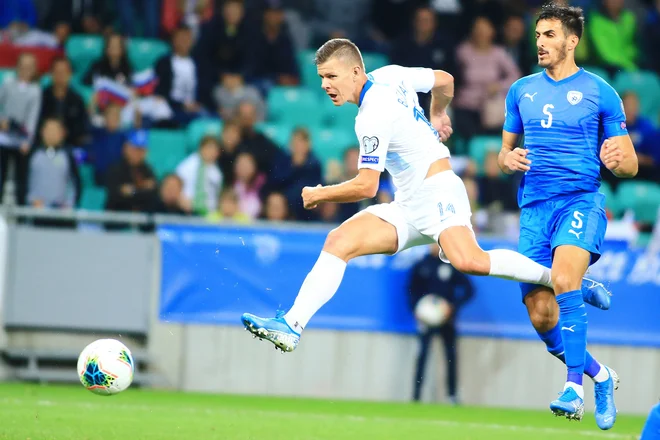 Po zimskem odmoru se v Stožice vrača tudi nogomet. Danes bo Olimpija z največjo zimsko okrepitvijo v začetni enajsterici v 22. kolu 1. SNL gostila Triglav. FOTO: Tomi Lombar/Delo