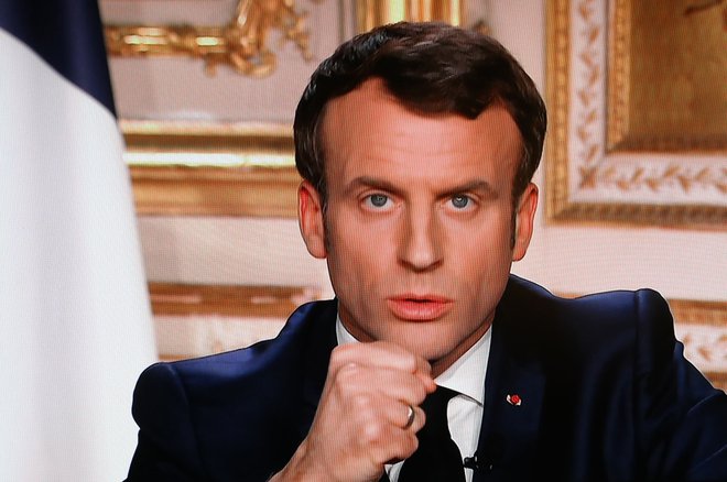Francoski predsednik se je odločil za radikalne ukrepe.<br />
Foto: AFP