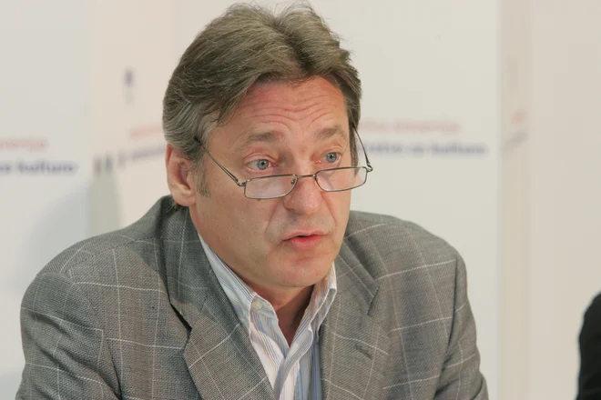 Vasko Simoniti: Samozaposlenim v kulturi bo država omogočila izredno finančno pomoč v obliki univerzalnega temeljnega dohodka. FOTO: Igor Modic/Delo