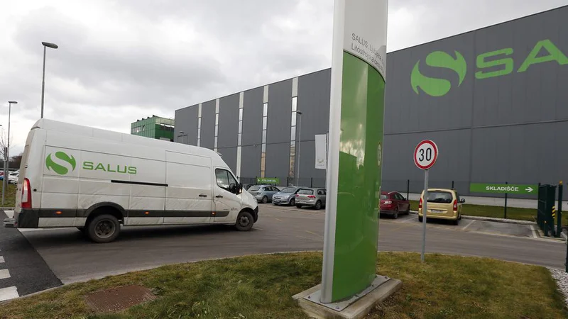 Izziv Salusa v času epidemije sta logistika in delovni čas trgovin Sanolabor. FOTO: Aleš Černivec/Delo