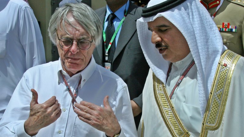 Fotografija: Ustvarjalec sodobne formula 1 Bernie Ecclestone (levo) je še vedno ena od največjih avtoritet, ki jo velja upoštevati. FOTO: Reuters