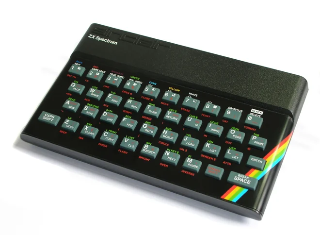 ZX spectrum, predstavljen leta 1982, je eden najbolj kultnih predmetov, ki so spremenili družbo. Foto wikipedija