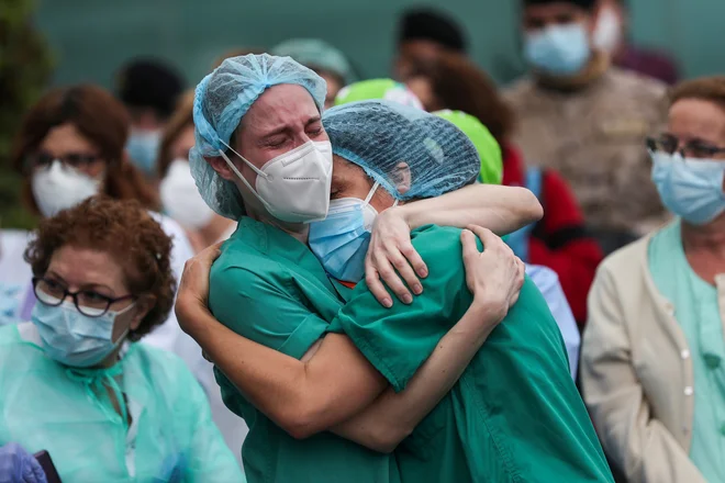 Pandemija nas bo prisilila, da postavimo pod vprašaj naše sisteme, v prvi vrsti središčno vlogo socialne države. &nbsp;FOTO: Reuters
