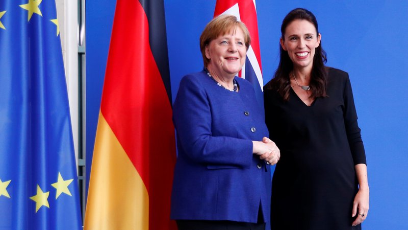 Fotografija: Angela Merkel in Jacinda Ardern Nemčijo in Novo Zelandijo uspešno vodita v najhujši zdravstveni krizi našega časa. FOTO: Reuters