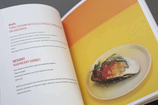 Kuharska knjiga Virofilija ponuja precej čudaške recepte. FOTO: Pei-ying Lin