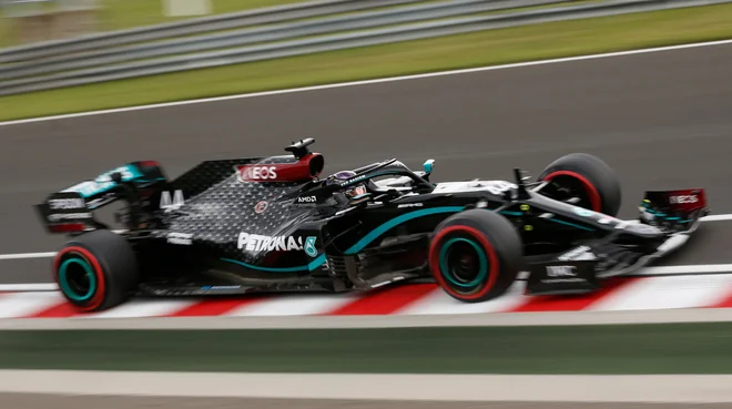 Lewis Hamilton je bil neulovljiv tudi na Madžarskem. FOTO: Darko Bandić/AFP