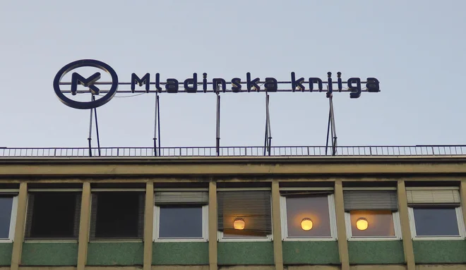 Aprila 2004 je mariborska škofija od Krekove družbe kupila še 51.283 delnic Mladinske knjige v vrednosti skoraj 1,03 milijona evrov. Za 1,69 milijona evrov jih je nato prodala NFD. FOTO: Jože Suhadolnik/Delo