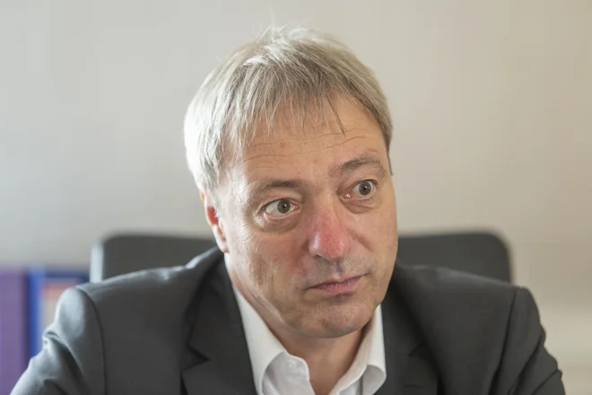»Od domnevne rešitve vprašanja dvojezičnih tabel leta 2011 se v javnosti poskuša ustvariti vtis, da ni več neurejenih vprašanj,« je poudaril Vouk. FOTO: Voranc Vogel