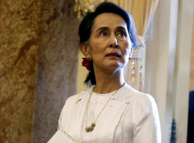 Nobelovka Aung San Su Či je podprla zaporno kazen za Reutersova novinarja. FOTO: Ngujen Huj Kam/Reuters