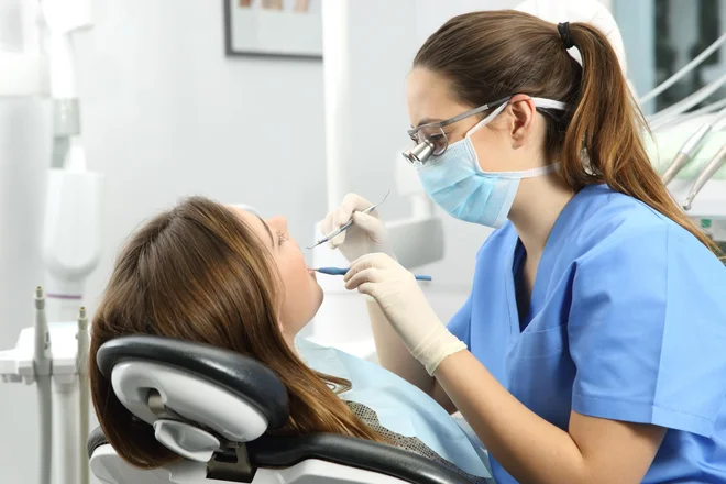 Večji sklop sprememb pravil se nanaša tudi na zobozdravstvene storitve. FOTO: Guliver/thinkstock