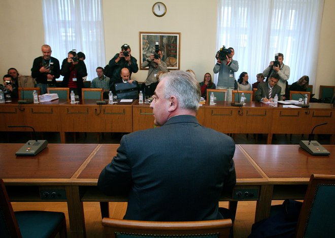 Zagrebško županijsko sodišče je nekdanjega premiera in predsednika HDZ Iva Sanaderja obsodilo na dve leti in pol zapora. FOTO: Damjan Tadić/Cropix