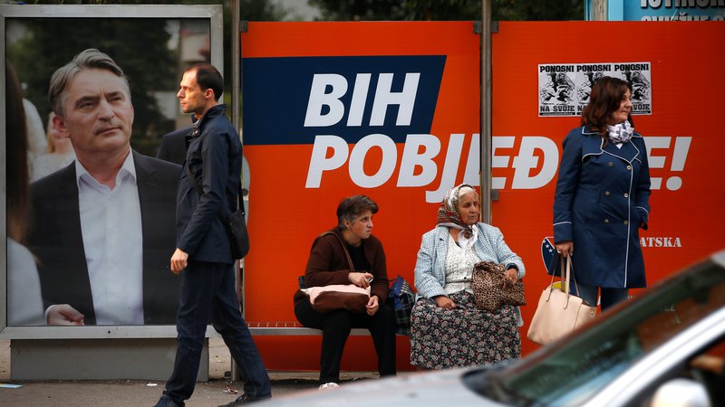 Fotografija: Izvolitev Komšića za hrvaškega člana predsedstva BiH je dvignila veliko prahu, čeprav je bil po mnenju Inzka izvoljen skladno z veljavno volilno zakonodajo. FOTO: Reuters